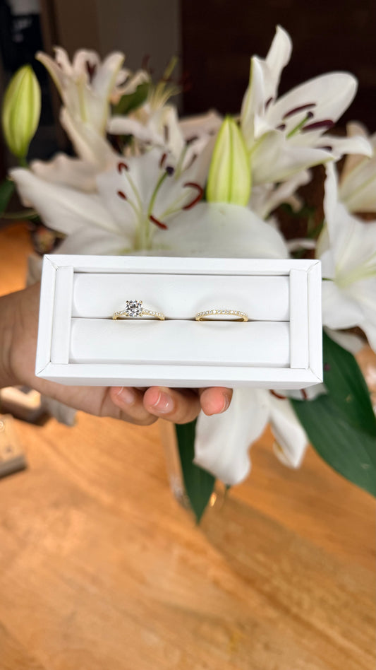 Round With Diamond Set Shoulders Bridal Set - £2,495