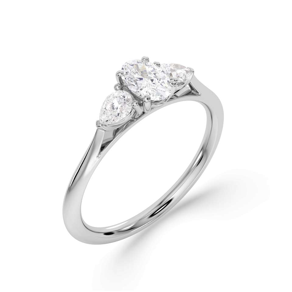 Oval Three Stone Engagment Ring