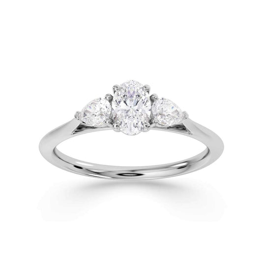Oval Three Stone Engagment Ring